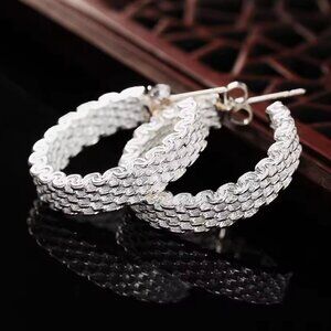 NWT 925 Silver Classic Woven Hoop Earrings #1549